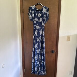 Lulu's Navy Floral Maxi Dress
